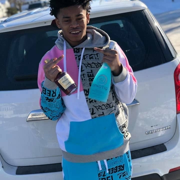 Meet your Posher, Mike - Picture 1 of 1